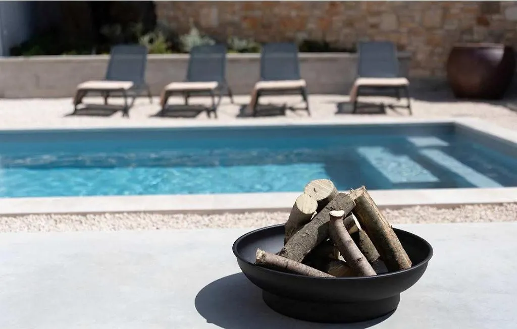 Villa Dvori Private Pool Near Porec Croatia